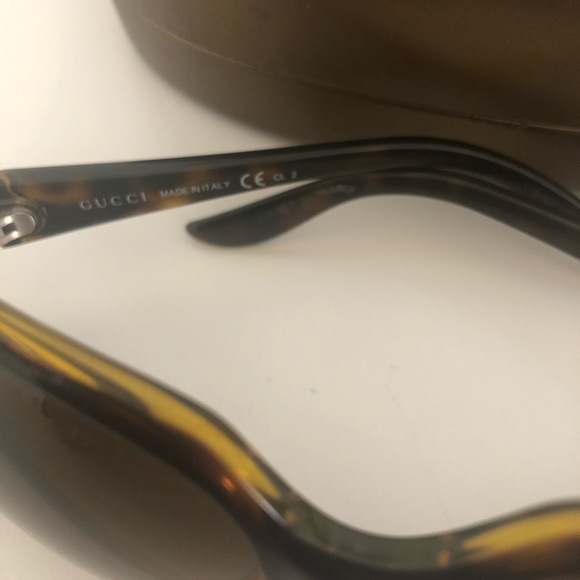 Woman’s Gucci Sunglasses